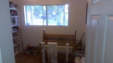 1701 SW Rogue River Ave, Grants Pass, OR 97526 - photo 4