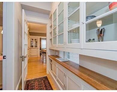 62 Pleasant St unit 2, Brookline, MA 02446 - photo 5