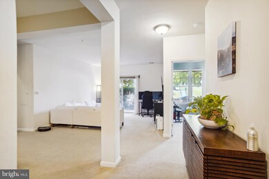 12824 Clarksburg Square Rd unit 101, Clarksburg, MD 20871 - photo 5