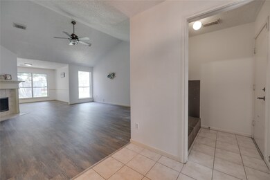 3908 Greenwood Dr, Pearland, TX 77584 - photo 4