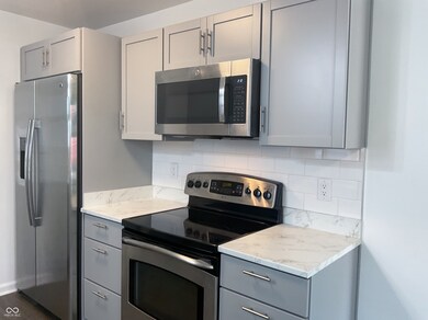 76 S 6th Ave, Beech Grove, IN 46107 - photo 7