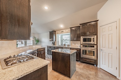 1321 Ghost Flower Dr, Fort Worth, TX 76177 - photo 5