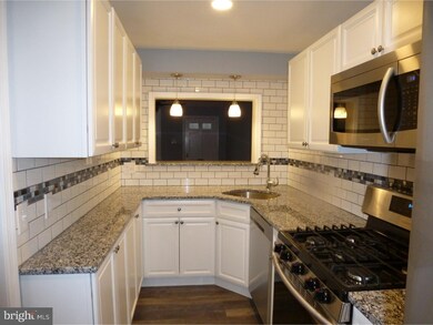 110 Westbridge Rd, Glenolden, PA 19036 - photo 4