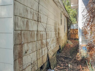 814 E 37th St, Savannah, GA 31401 - photo 2