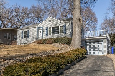 2606 Waveland Dr NW, Cedar Rapids, IA 52405 - photo 2