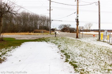 7503 S River Rd, Marine City, MI 48039 - photo 5