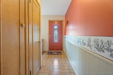 3919 SE Silver Lake View, Bartlesville, OK 74006 - photo 7