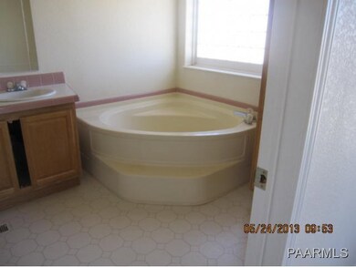 24899 N Naples St, Paulden, AZ 86334 - photo 6