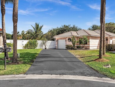 13400 NW 5th Ct, Plantation, FL 33325 - photo 3