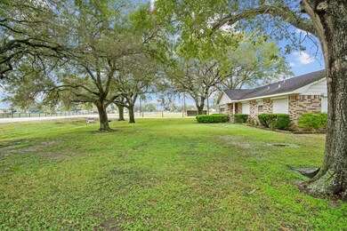 8627 Padon Rd, Needville, TX 77461 - photo 4