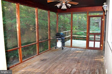 183 Sandyhook Rd, Berlin, MD 21811 - photo 4