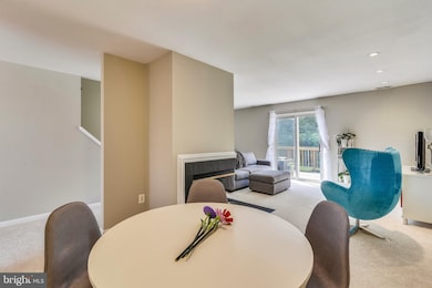 4179 Pleasant Meadow Ct unit 100E, Chantilly, VA 20151 - photo 7