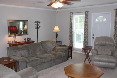 2010 Windsor Dr, Columbia, TN 38401 - photo 6