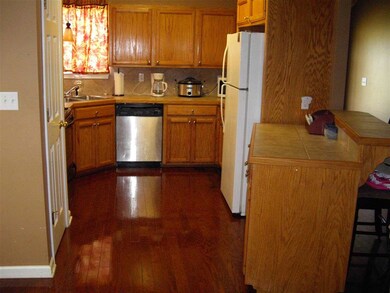 Notice on the right side of the picture is a movab