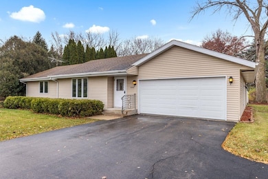 4040 Briargate Rd, Rockford, IL 61102 - photo 2