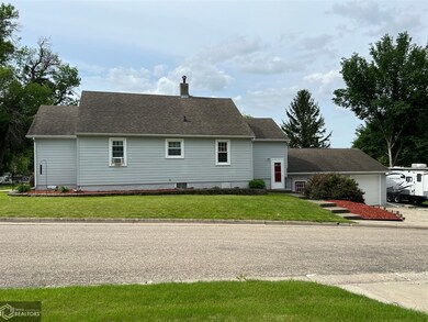520 4th Ave, Coon Rapids, IA 50058 - photo 3
