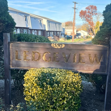 330 Short Beach Rd unit C9, East Haven, CT 06512 - photo 3