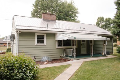 Rear covered porch