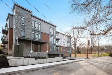 20 Kinmonth Rd unit 307, Newton, MA 02468 - photo 3