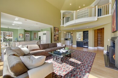 FAMILY ROOM/KITCHEN