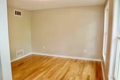 34 Wright Rd, Derry, NH 03038 - photo 5