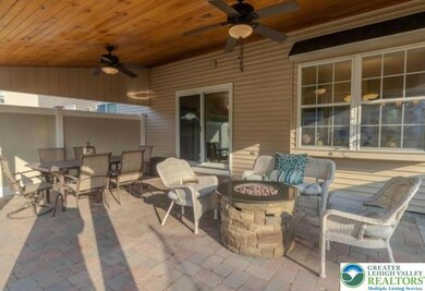 2309 Red Maple Dr, Coplay, PA 18037 - photo 4