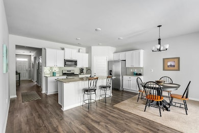 3214 White Gate Loop