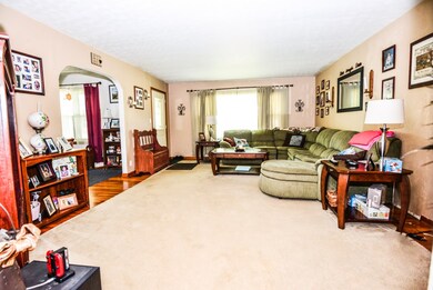 305 N Vine St, Wingate, IN 47994 - photo 2