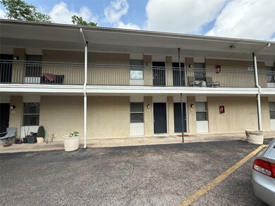 845 Beverly St unit 5, Houston, TX 77007 - photo 4
