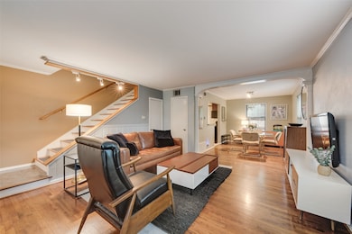 4930 N Hall St unit B, Dallas, TX 75235 - photo 7