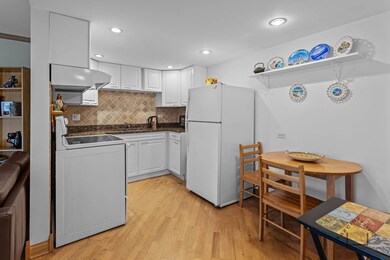 127 N Wolf Rd unit 53B, Wheeling, IL 60090 - photo 7