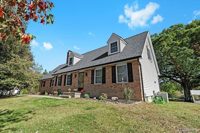 150 Brighton Rd, Howell, MI 48843 - photo 2