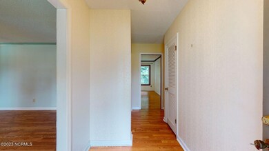 303 University Dr, Jacksonville, NC 28546 - photo 6