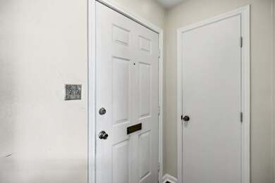 2103 Winrock Blvd unit 49, Houston, TX 77057 - photo 7