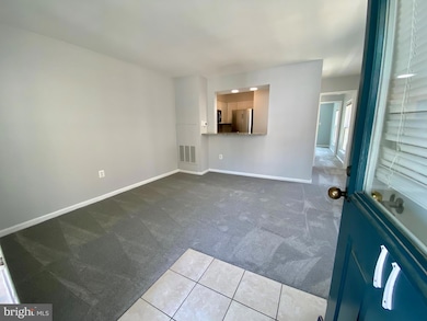 4733 Bradley Blvd unit 11, Chevy Chase, MD 20815 - photo 2