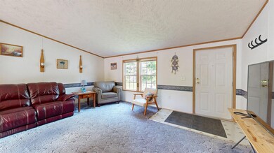 686 Vt Route 15, Underhill, VT 05489 - photo 4