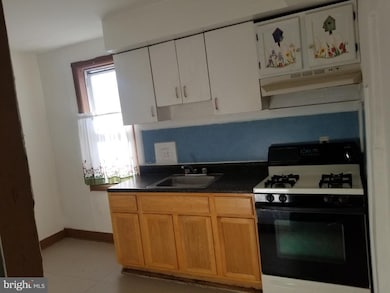 814 N 4th St, Camden, NJ 08102 - photo 6