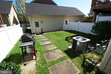 23603 General Store Dr, Clarksburg, MD 20871 - photo 3