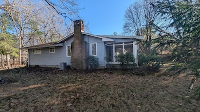 10 Sherwood Ave, Foxborough, MA 02035 - photo 3