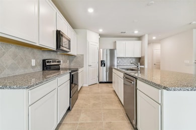 36492 Sespe Creek Ct, Zephyrhills, FL 33540 - photo 5