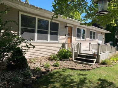 313 E 9th St, La Porte, IN 46350 - photo 2