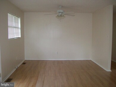 22210 Terrel Dr, Ruther Glen, VA 22546 - photo 5