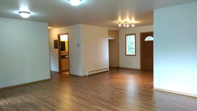Living Area - Pic 2
