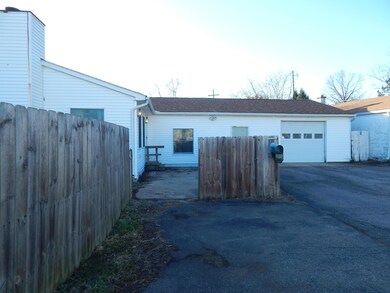 Attached Garage