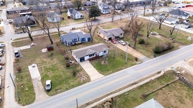 803 NW 2nd St, Bentonville, AR 72712 - photo 4