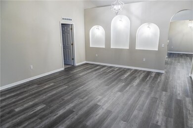 Living Room (Daylight with lights on)