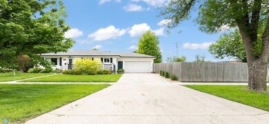 1702 15th Ave S, Fargo, ND 58103 - photo 2