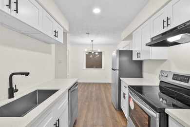 14714 Gladewick Dr, Humble, TX 77396 - photo 6