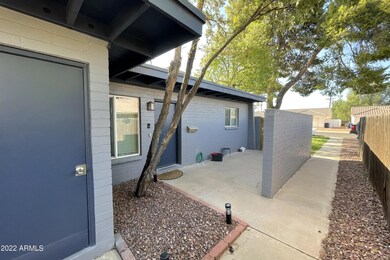1078 W Flint