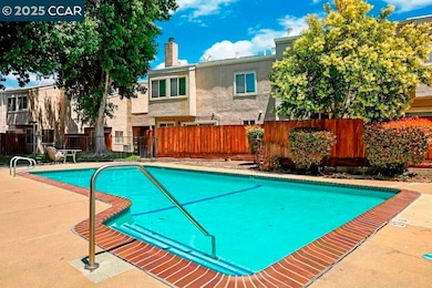 3712 Willow Pass Rd unit 32, Concord, CA 94519 - photo 3